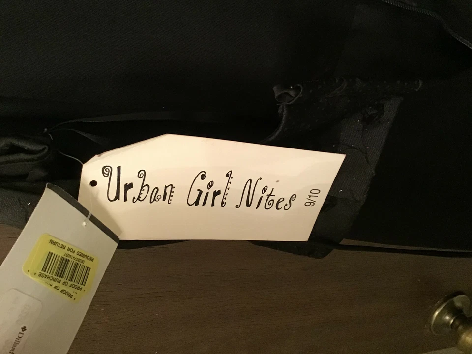 Urban girl nites - long black satin - empire embossed - new with tags - sz 9-10 - Image 3 of 3