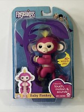 Fingerlings Baby Monkey Bella Interactive Pet Toy