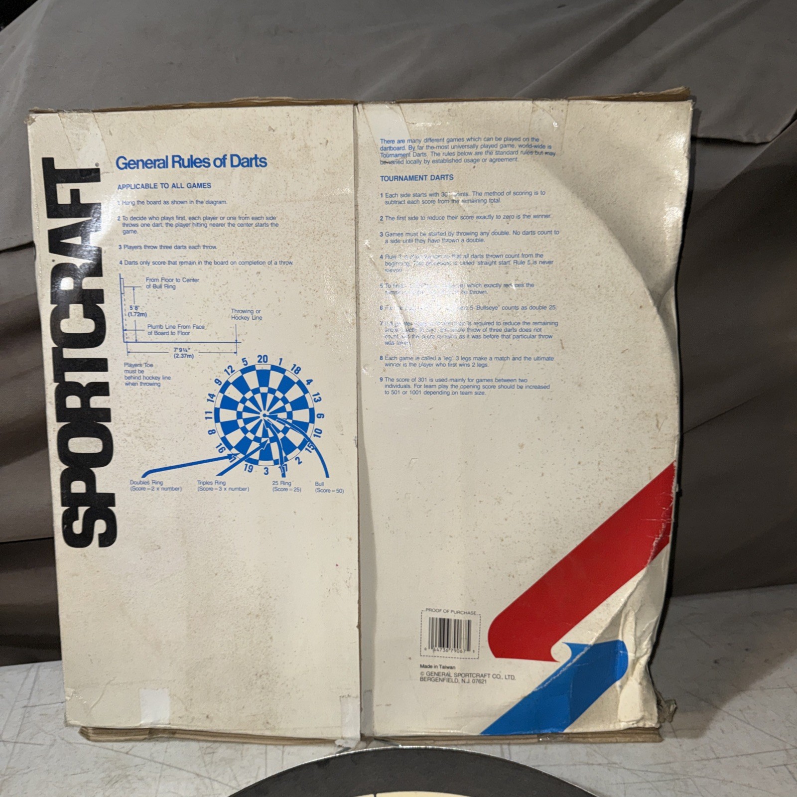 New Old Stock Sportcraft  Dart Board 18" Thick 1.5" /6 Darts Double Sided