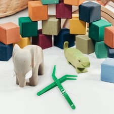 6 Pcs Curved Tweezers for Kids Plastic Tweezers for Insects Collecting