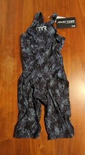 TYR Avictor Supernova Closed Back Blk/Grey Women's Size 29