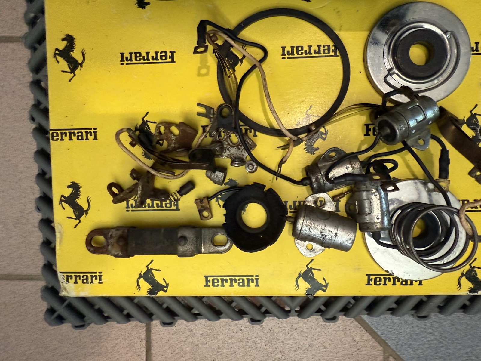 Magneti Marelli Ferrari Distributor Cap  OEM lot of 2 With Other Electrical Part
