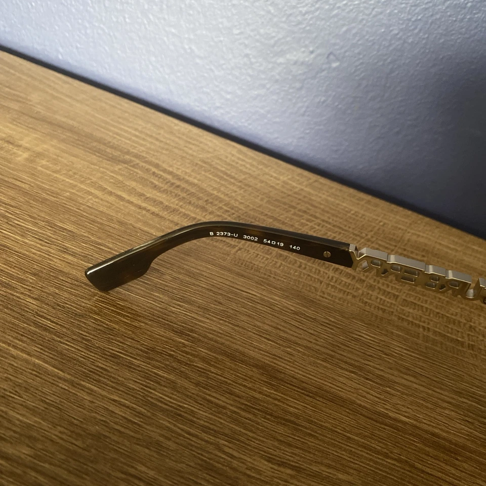 Lente de demostración BURBERRY BE2373U 3002 Angelica Dark Havana 54 mm para mujer Foto 3 de 4