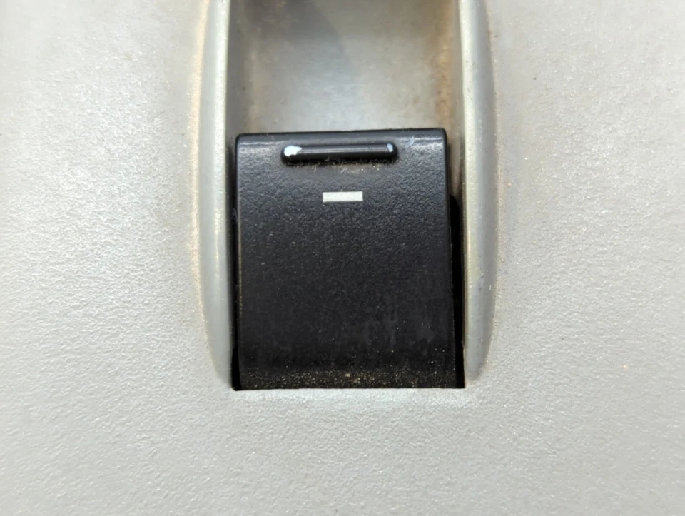 Interruptor principal de ventana eléctrica para conductor Ford Mustang 2007 TV90W Foto 4 de 4