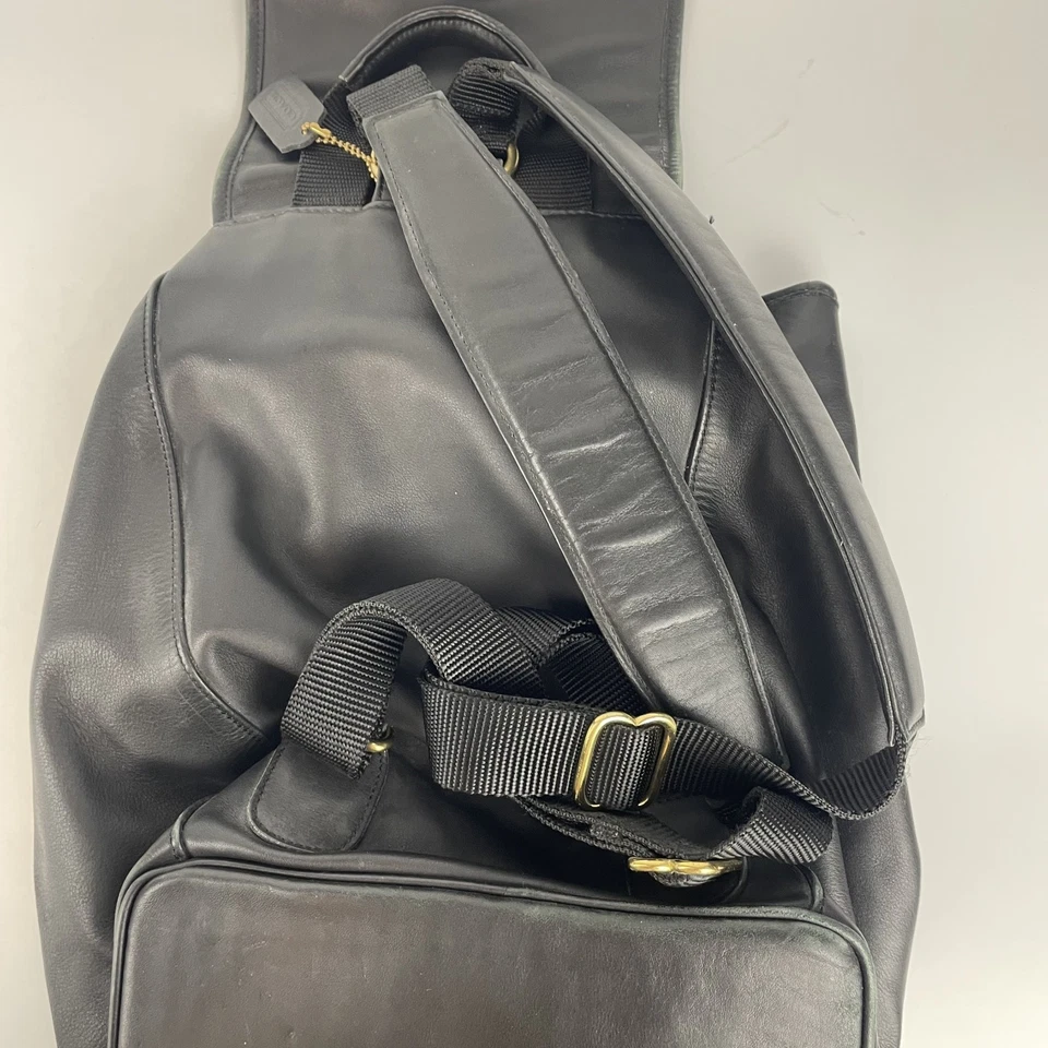 Mochila de couro preta vintage Y2K anos 90 Coach XL cordão fivela aba EUA 0529 - Imagem 4 de 4