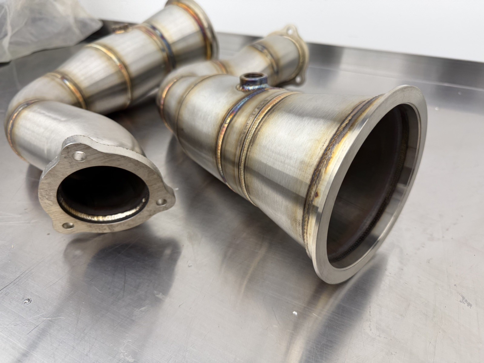 Lamborghini Urus 2020-2021 Downpipe