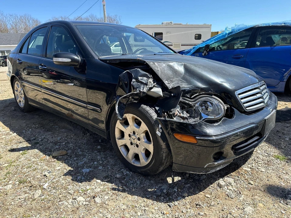 04 05 06 07 MERCEDES C-CLASS Windshield Glass Foto 2 de 4