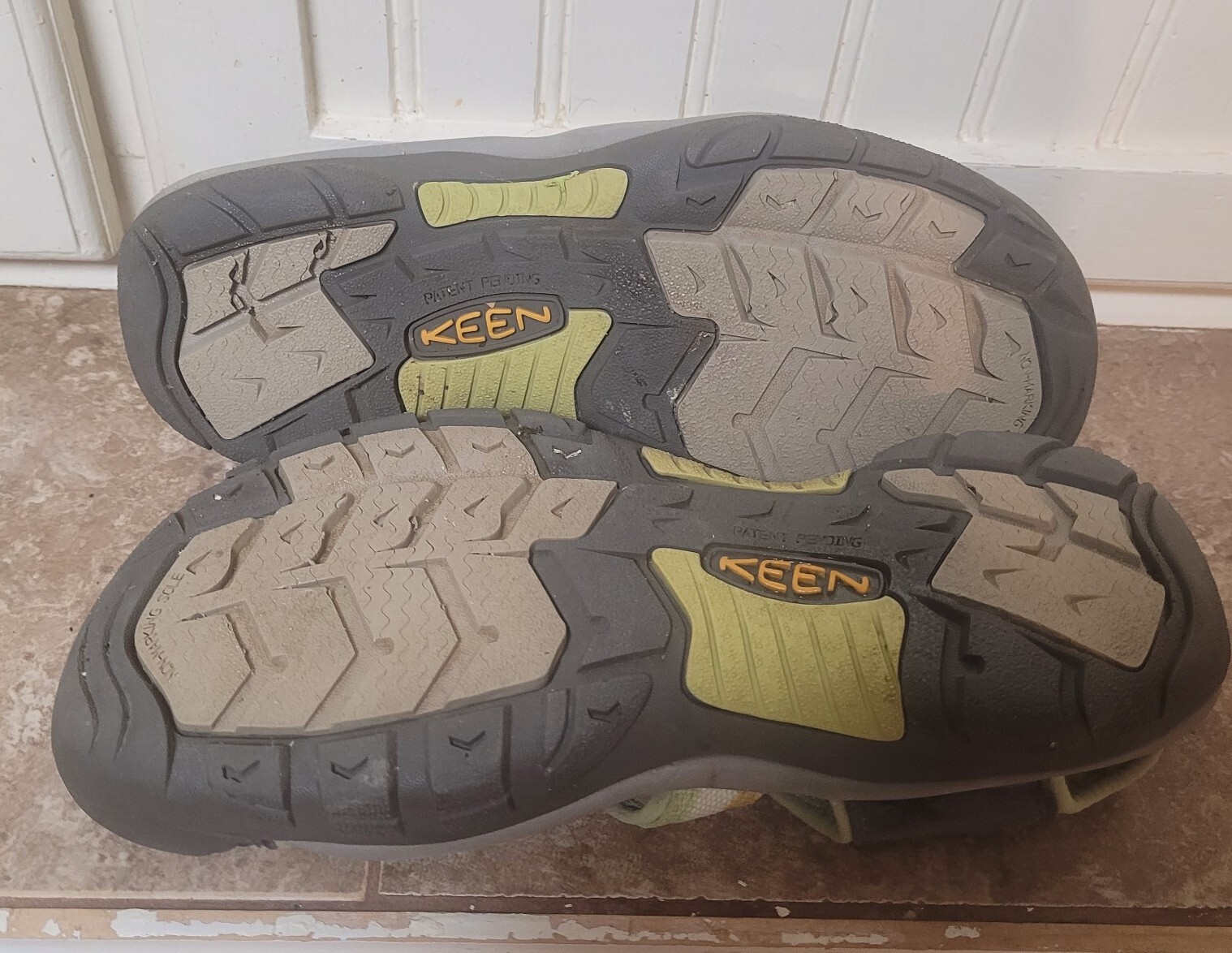 Sandali Keen donna taglia 8 grigi trail escursionismo impermeabili sport outdoor