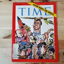 Time Magazine August 15 1969 Vol. 94 No. 7 Richard Nixon Rides The Waves
