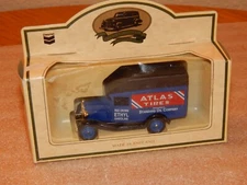 LLEDO 1/64~ S Scale Diecast Chevron Standard Oil Panel Van Atlas Tires Truck