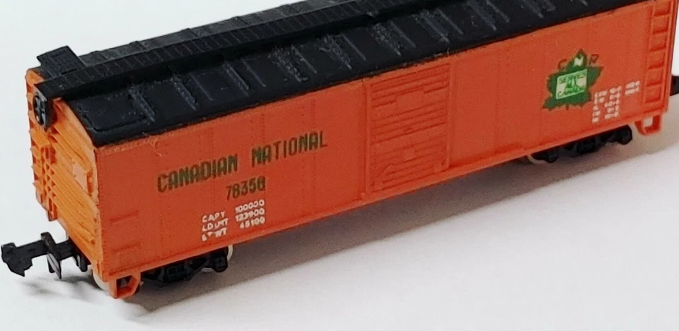 Model Power N Scale # 3435 Canadian National 78356 Box Car Orange Yugoslavia VTG - Image 2 of 4