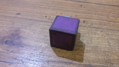 Opel Omega 1998 Relay module 90494959, V23136-J4-x24 #133546-83