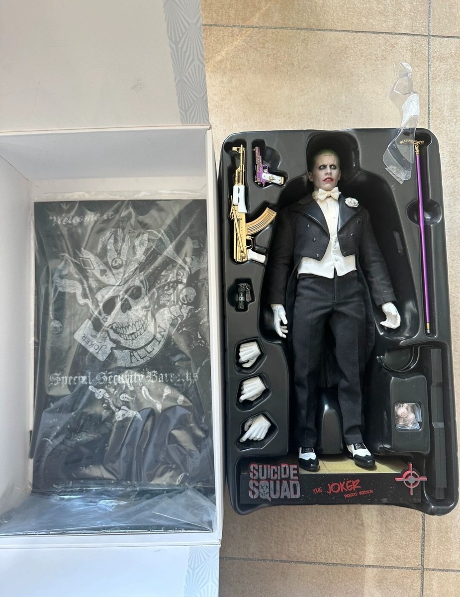 1/6 Hot Toys HT MMS395 Suicide Squad The Joker Tuxedo Version