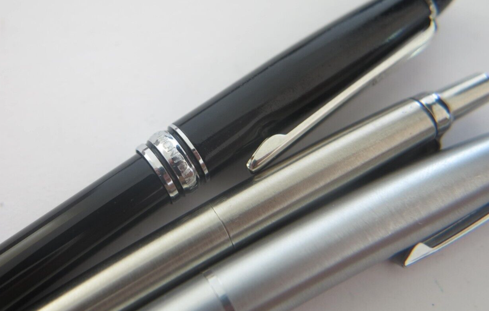 Sheaffer White Spot Fountain Pen & Mont Blanc and Parker Ballpoint Pens
