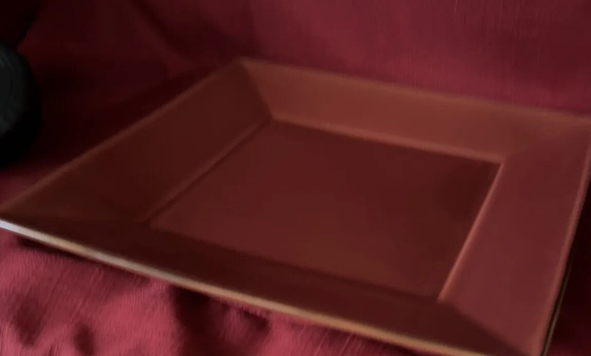 Pottery Barn ASIAN SQUARE 4 Piece 1 Place Setting Burgundy Earthtone Brown Trim