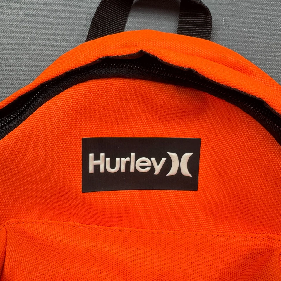 Mini Mochila Hurley Para Mujer Naranja Negro Logo Correas Ajustables Bolso de Viaje Foto 2 de 4