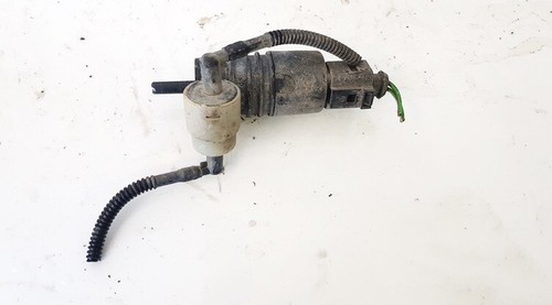 1j0973722 Waschwasserpumpe, Scheibenreinigung  Volkswagen Golf DE1430736-45
