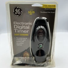 General Electric Light Sensing Timer Outdoor Plug In Dusk to Dawn One Outlet