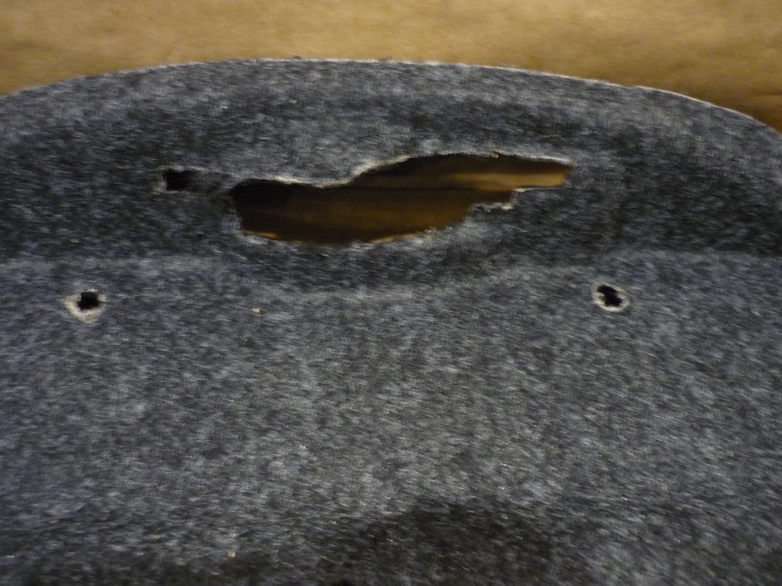 Ferrari 360 Modena, Spider - Front Trunk Panel Latch Cover Carpet