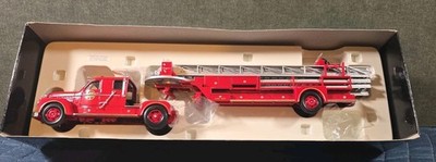Seagrave 70th Anniversary 7-Man Enclosed Tractor-Drawn Aerial Ladder Columbus OH