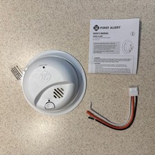 First Alert SMI100-AC  Smoke Detector & Alarm...