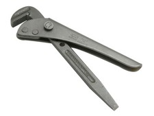 Footprint FOO6989 698w Pipe Wrench 9in