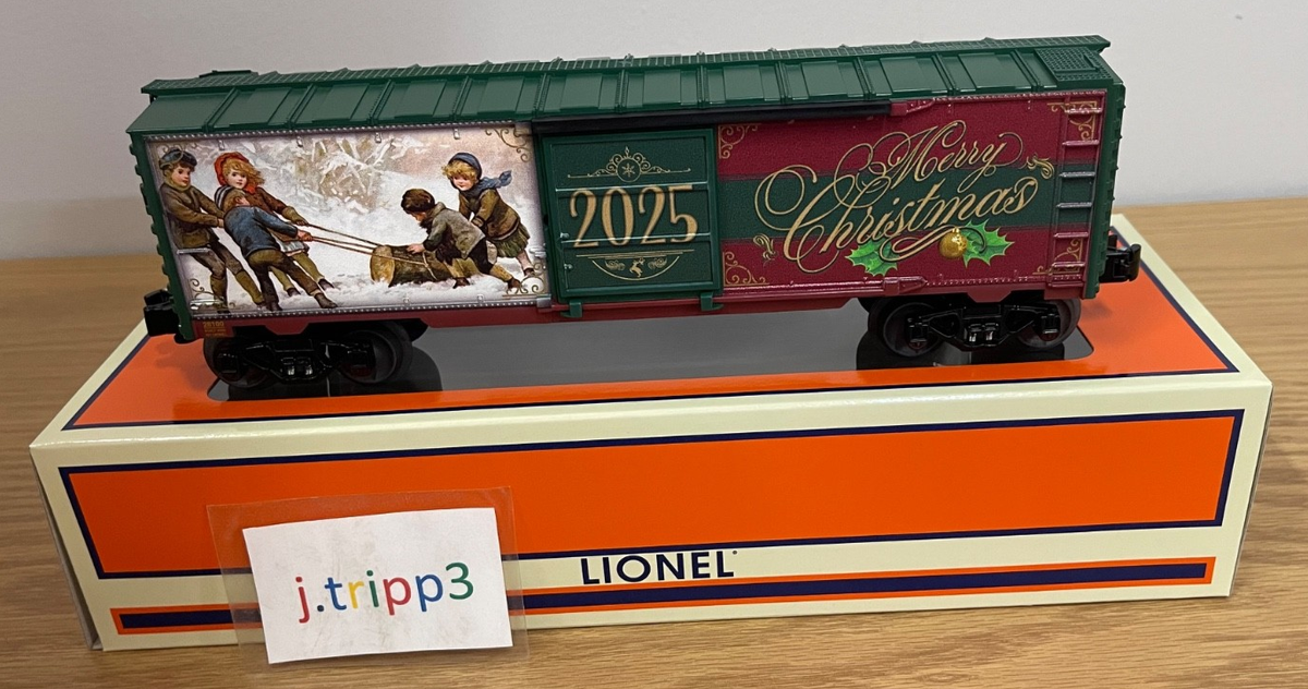 LIONEL 2025 MERRY CHRISTMAS BOXCAR O GAUGE holiday x-mas santa