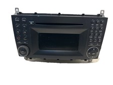 Mercedes G-Kl. W463 W203 CLC Audio 20 Radio mit 6-Fach CD Wechsler A2039000100 Mercedes G-Kl. W463 W203 CLC Audio 20 Radio mit 6-Fach CD Wechsler A2039000100
