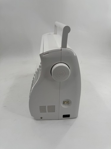 Singer Quantum Stylist 9960 Computerized Sewing Machine - Picture 6 of 24