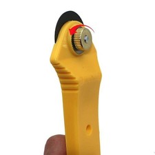 Portable Diameter 28MM 45MM Paper Leather Cloth Solid Wheeled Cutting Tools