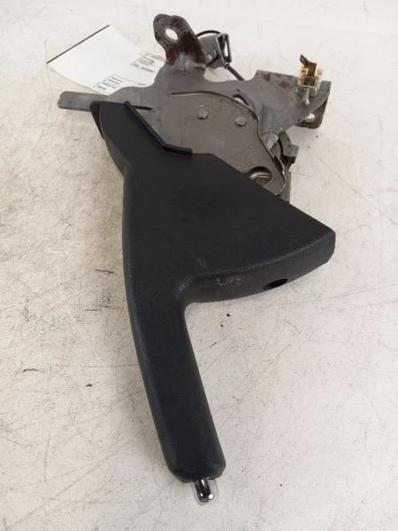 Nissan Sentra 2010 manija de freno de emergencia 5484 Foto 3 de 4