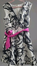 Eliza J White/Black Floral V Neck Sleeveless Dress Sz 12 Contrast Belt Garden