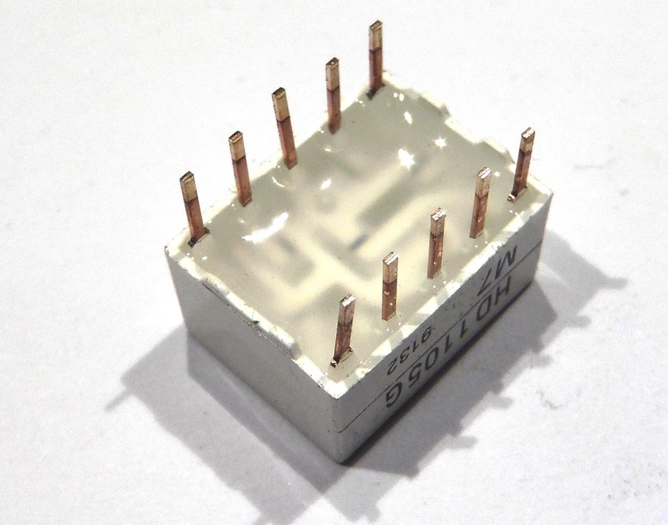 2 x HD1105G - Afficheur 7 segments 10mm vert anode commune Siemens HD1105 - Photo 3/3