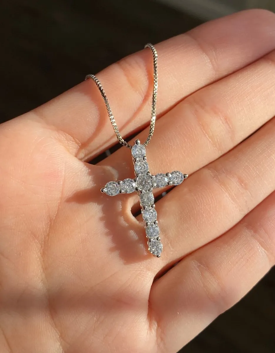 Cross Pendant Made With Swarovski Crystal Jesus New Necklace 18