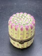 Asparagus trinket 