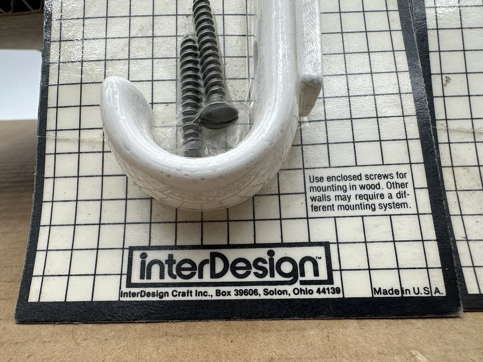 Gancho Vintage InterDesign Single 'J' • Beige Arena • Hecho en EE. UU. • NUEVO Lote de (2) Foto 2 de 4