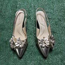 Anne Klein silver and gold flower slingback shoes