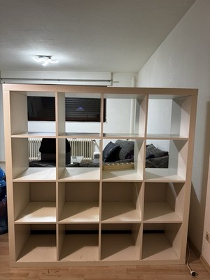 IKEA Regal / Raumteiler mit 16 Fächern   Weiß