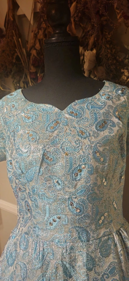 Vestido metálico vintage 1960 azul cachemir como en la foto talla grande Foto 3 de 4