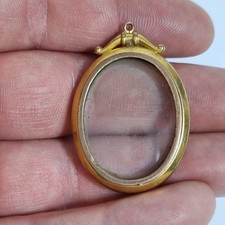 Antique 9ct Gold & Glass Locket Marked 9ct 3.9cm High
