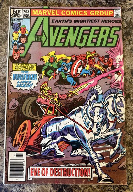 Comic Books Avengers Spider Man Captain American Vintage lot