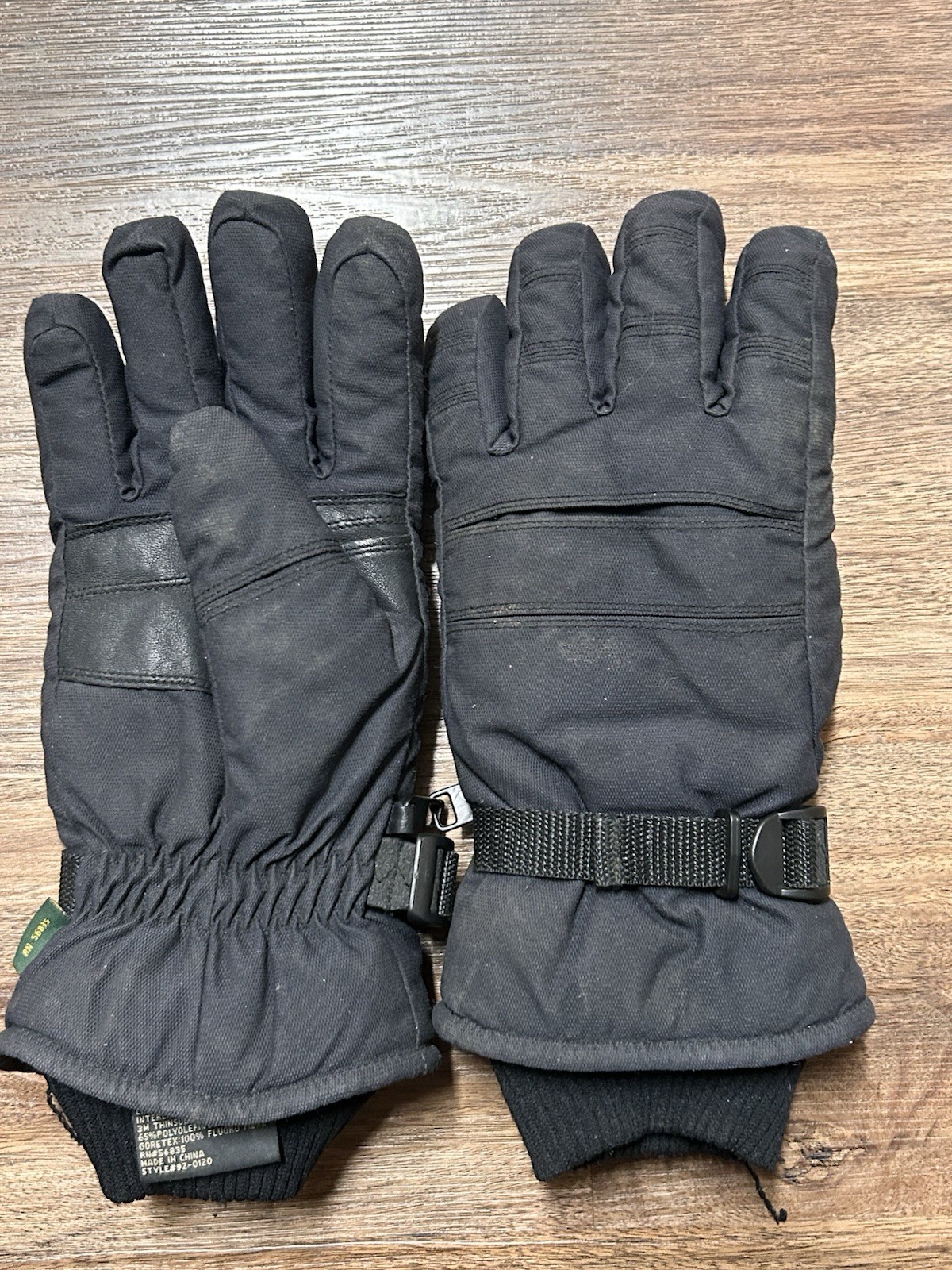 Cabelas Gortex Winter Gloves - image 4