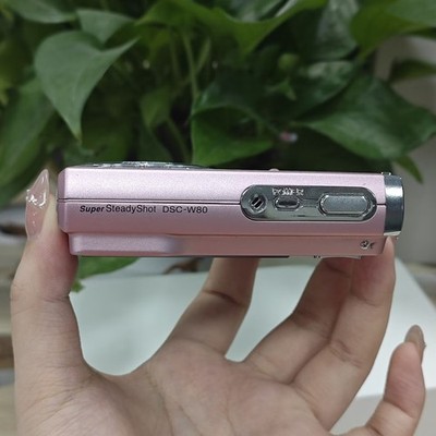 Sony Cybershot DSC-W80 Digital Camera 7.2 MP 3x Optical Zoom