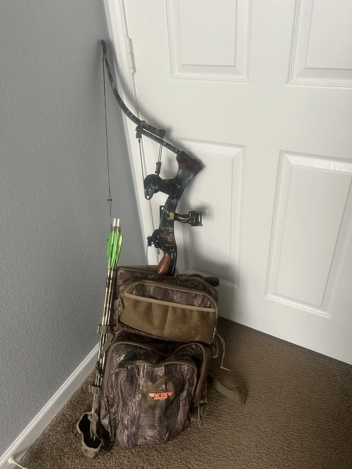 Rare Oneida Osprey Left Handed Bow - Image 2 of 4