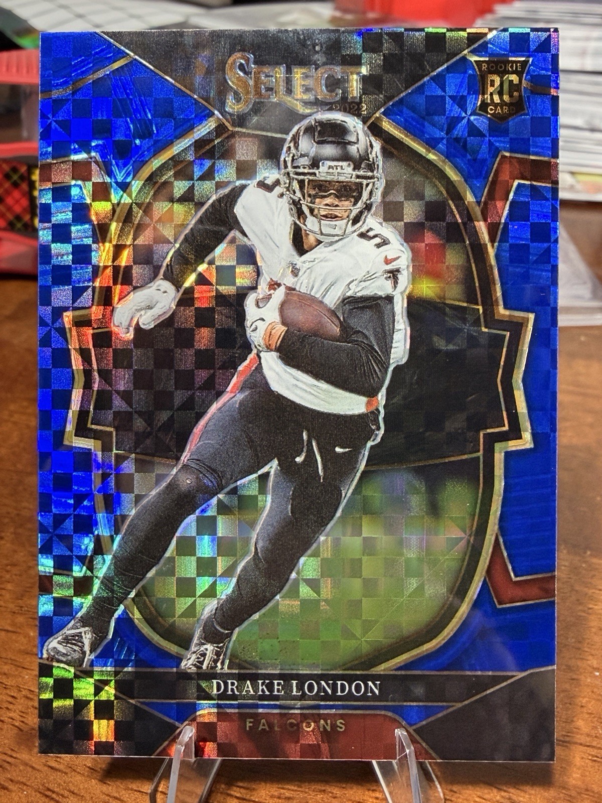 2022 Panini Select - Concourse Drake London #35 Blue Prizm /199 (RC)