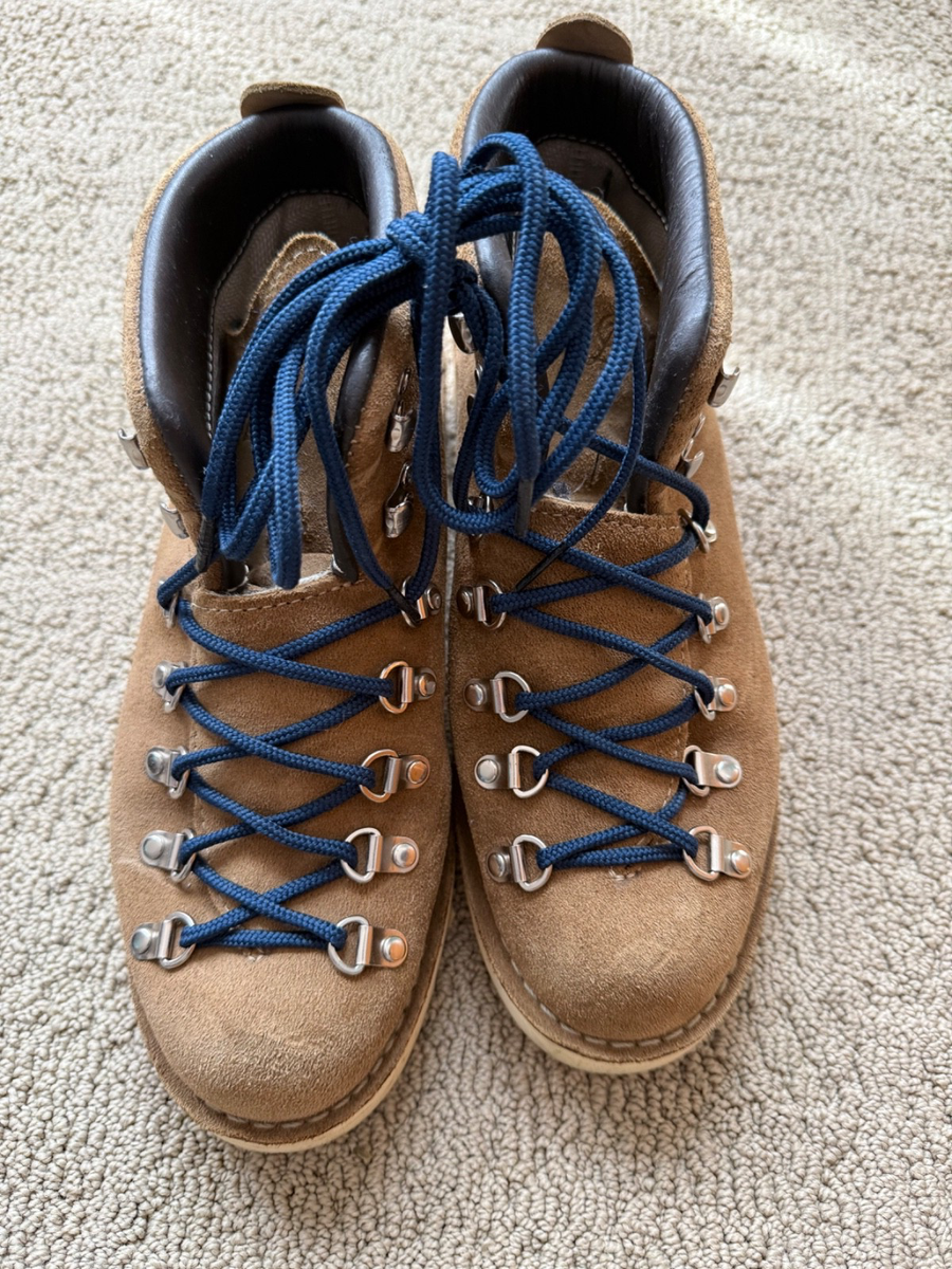 Danner Mountain Light Overton 30868X GoreTex Mens 9EE Tan Suede