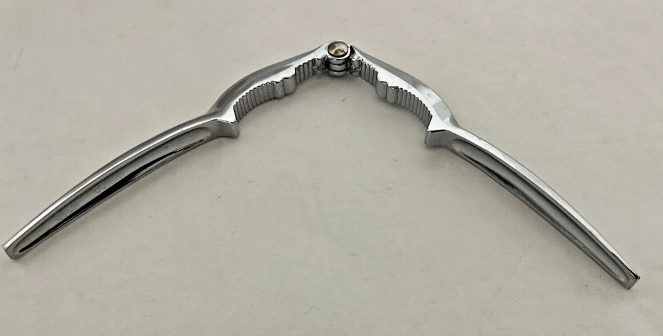 Nut Lobster Crab Claw Seafood Cracker 6" Sturdy Chrome Metal Winco #248 - Image 3 of 4