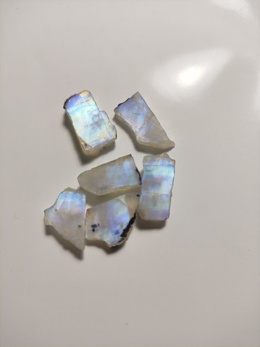 Lovely Excellent Blue Fire Rainbow Moonstone Lot - 6 Pieces Raw - Picture 11 of 13