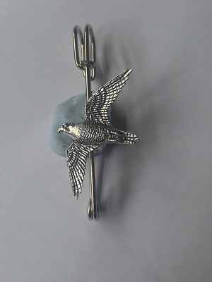 B35 Peregrine Kilt Pin Schal oder Brosche Pin Zinn Emblem 3'' 7,5 cm