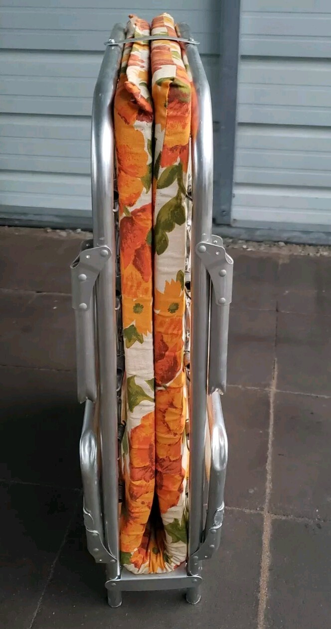 Vintage MCM Aluminum Outdoor Camping Folding Bed Cot w/ Vibrant Floral Pad Nice!